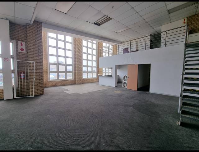 10,614M² WAREHOUSE TO LET IN MOBENI
